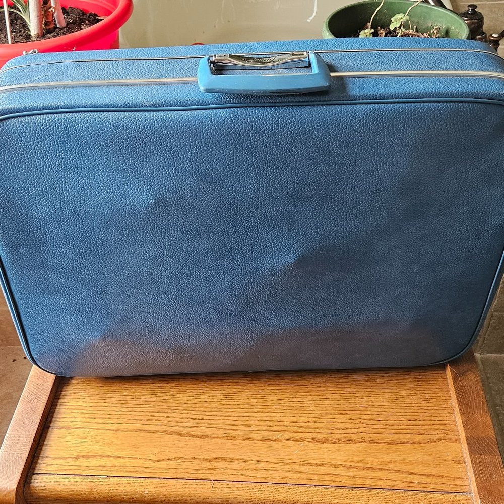 Vintage Blue Jetliner Luggage